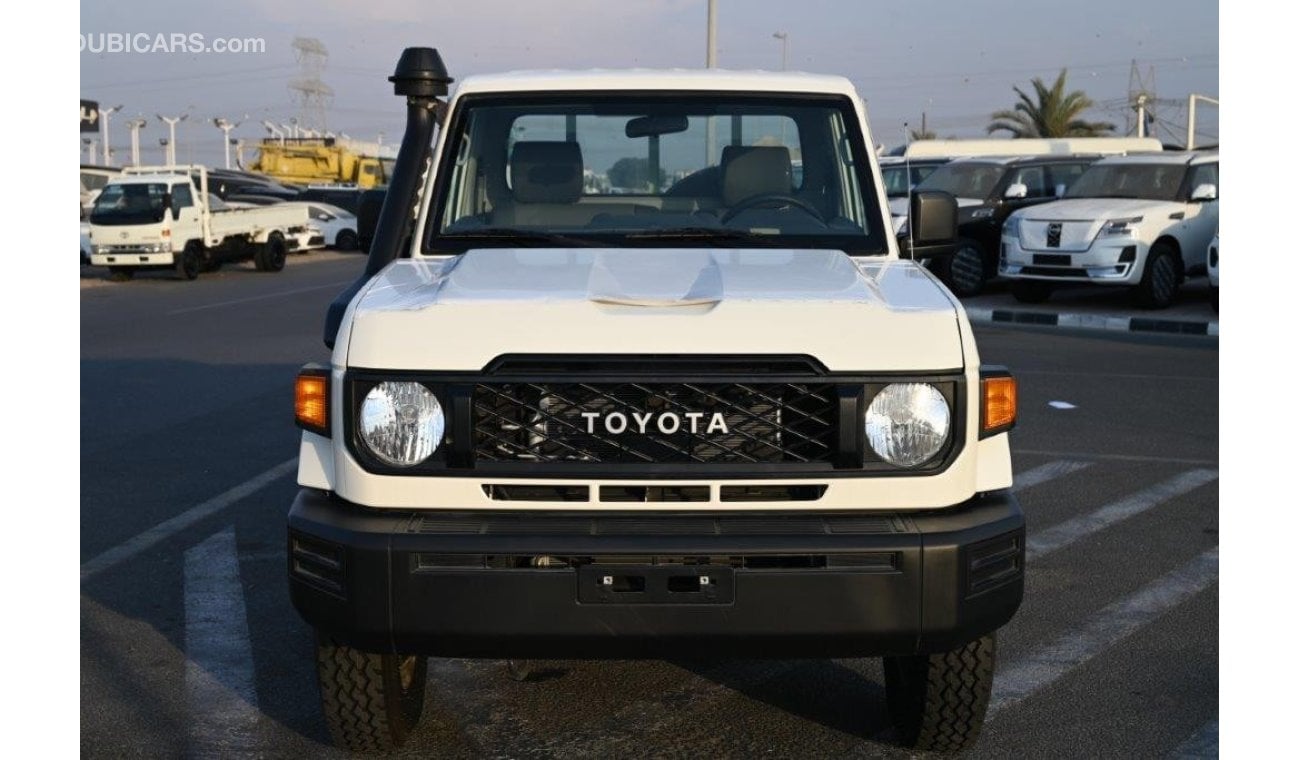 تويوتا لاند كروزر بيك آب 2024 TOYOTA LAND CRUISER 79 SINGLE CAB V6 4.2L DIESEL 4WD MT