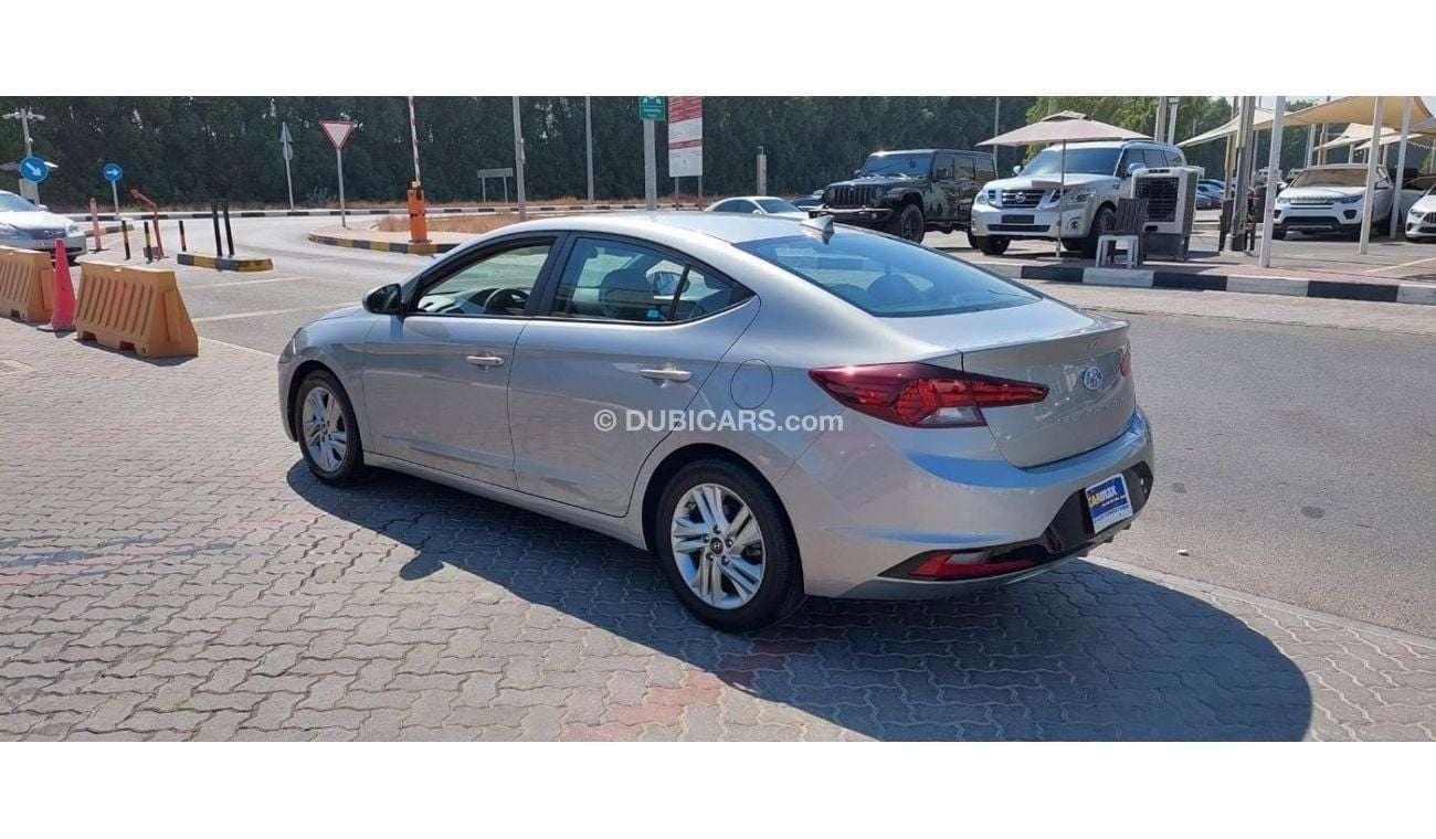 هيونداي إلانترا Very clean car