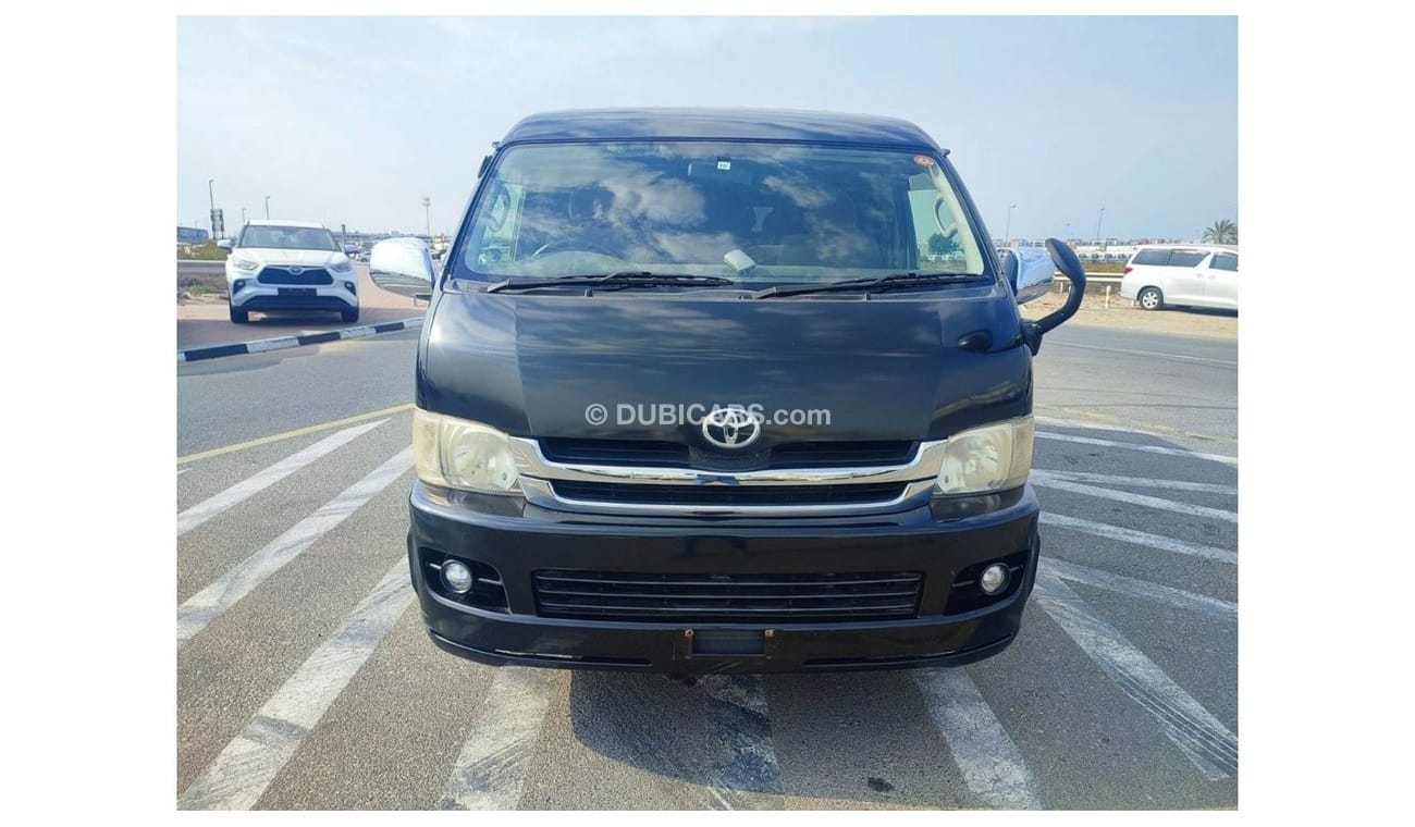 Toyota Hiace KDH211-8000192 || TOYOTA	HIACE (VAN)	2007	BLACK	CC3000 || 	DISELE ||KM 214204 || RHD AUTO