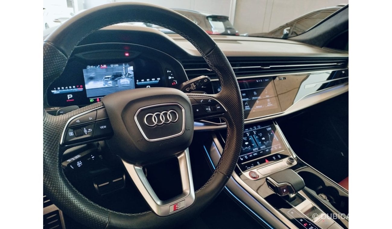 Audi SQ8