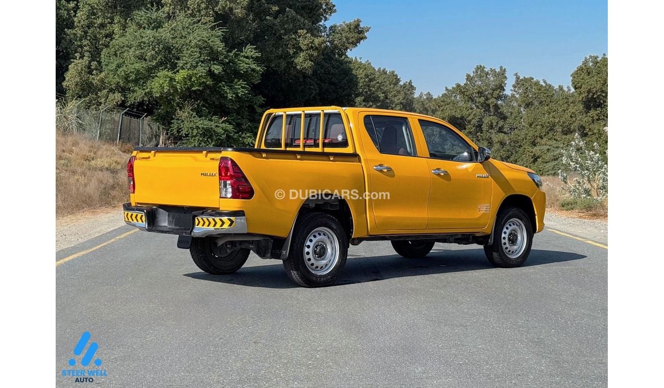 Toyota Hilux DLX 2.4L 4WD Diesel MT DC / Ready to Drive / GCC / Book Now!