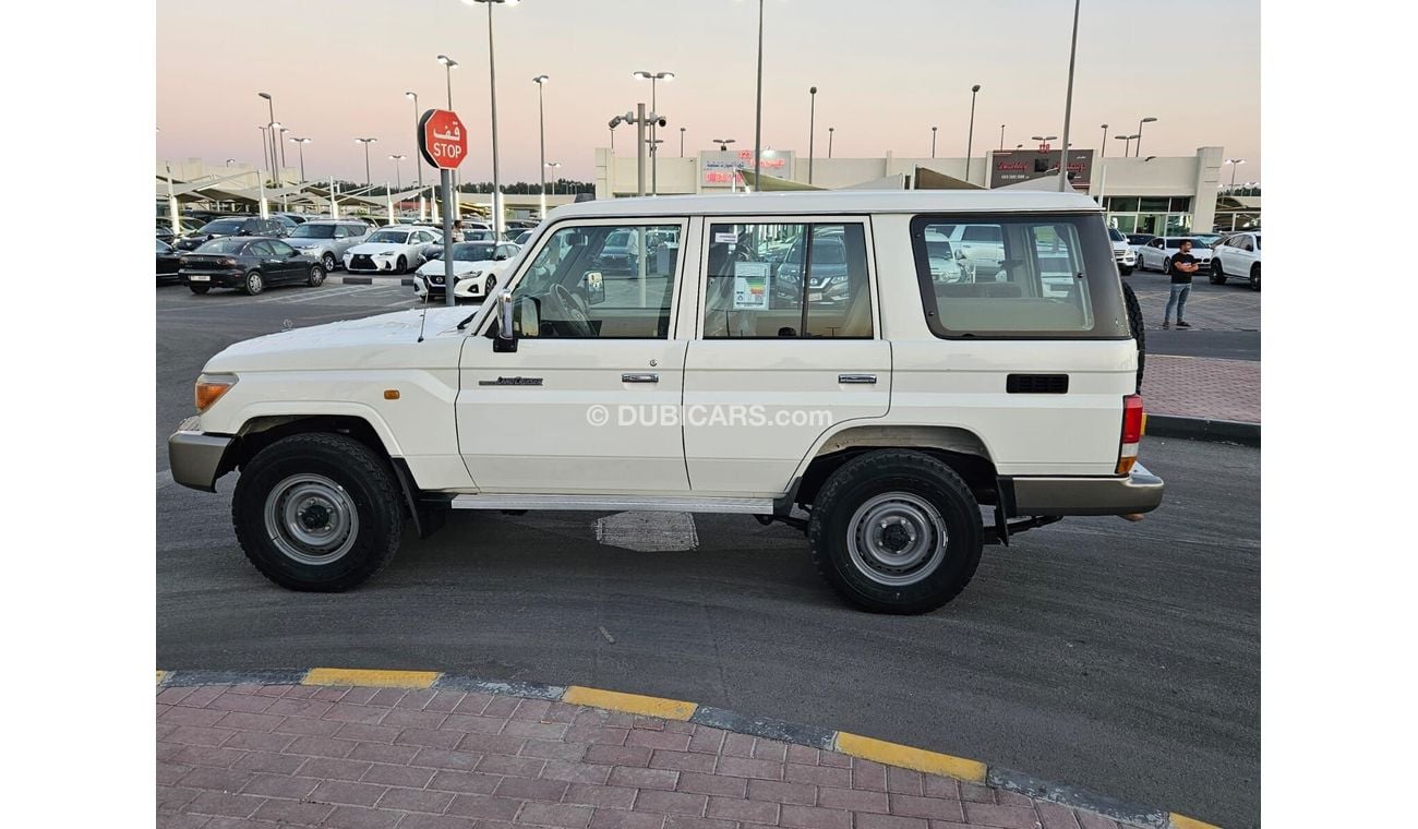 Toyota Land Cruiser Hard Top