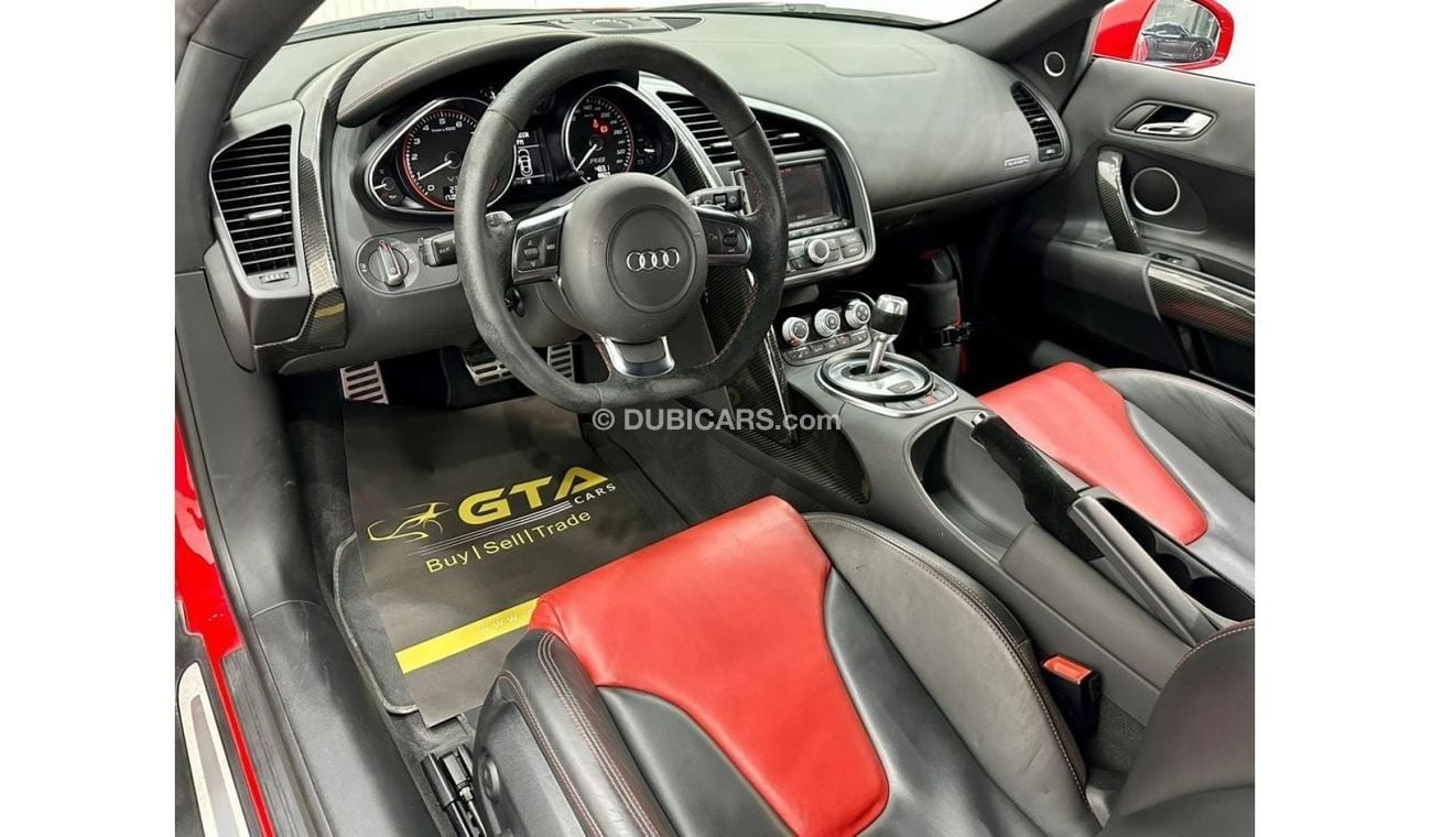 Audi R8 FSI 2012 Audi R8 V10 Quattro, Full Audi Service History, Full Options, Low Kms, GCC