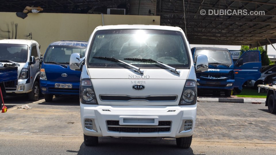 Used Kia Bongo III 2012 for sale in Dubai 628752