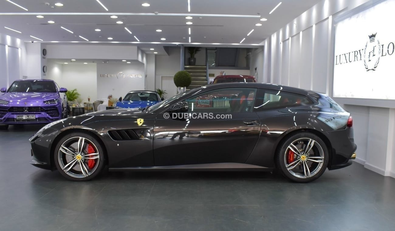 فيراري GTC4Lusso GTC4 LUSSO