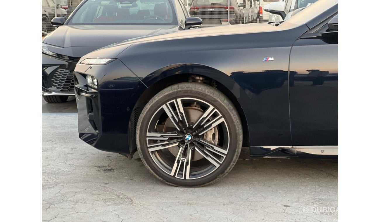 بي أم دبليو 740Li BMW 740Li 740I M KIT 2023 GCC