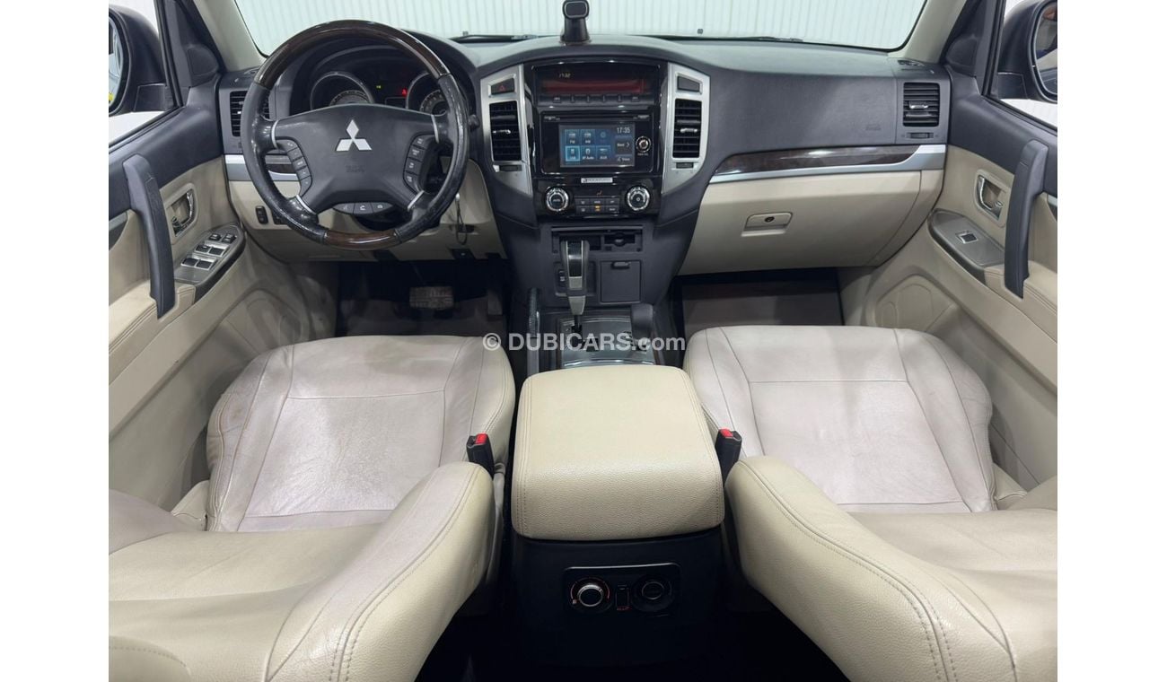 ميتسوبيشي باجيرو GLS 3.8L 2016 Mitsubishi Pajero GLS 3.8. Top option, Service History, Excellent Condition, GCC