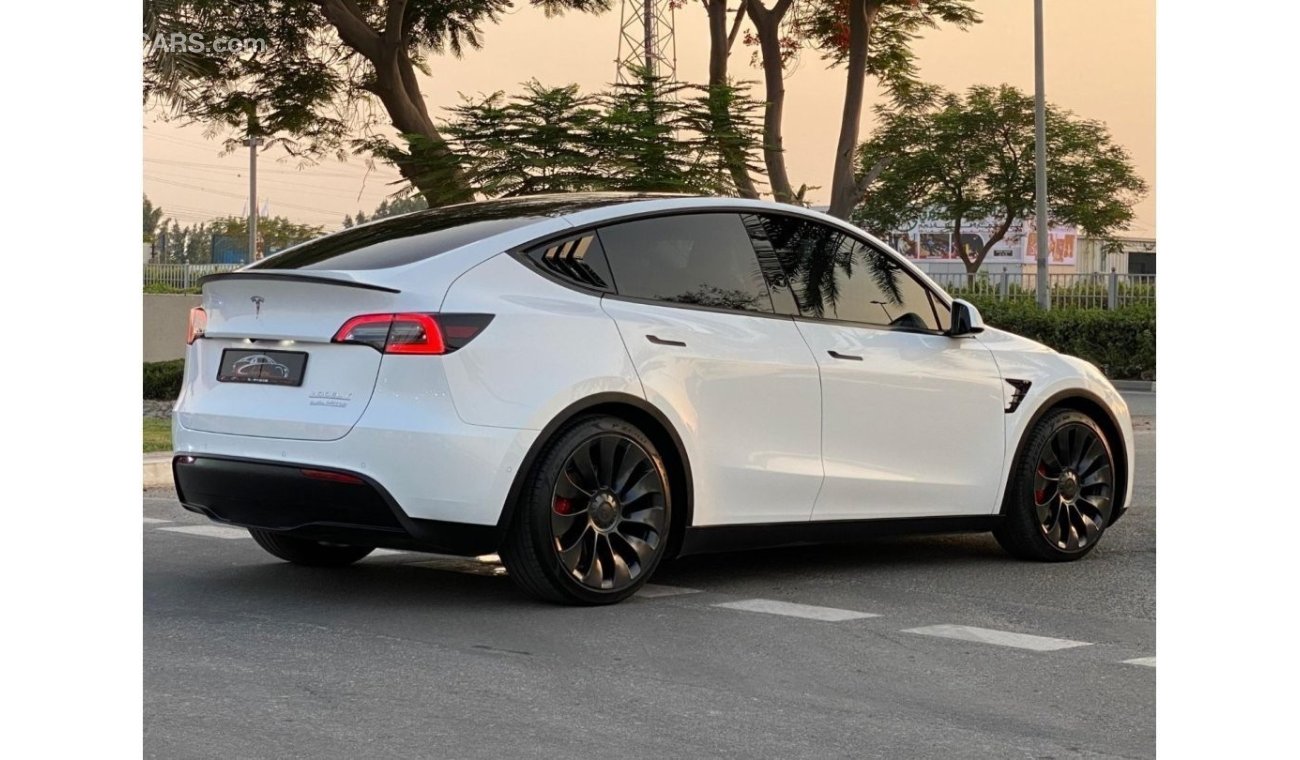 تسلا موديل Y TESLA Y PERFORMANCE 2022- WITH 1 YEAR WARRANTY