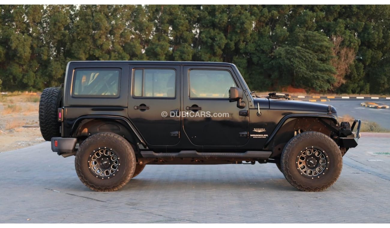 جيب رانجلر Unlimited Sahara Plus 3.6L A/T