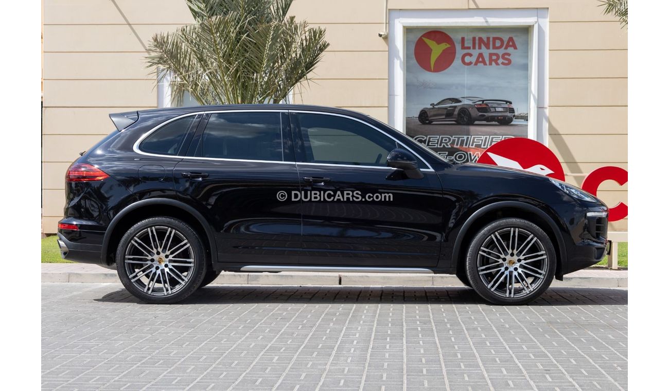 Porsche Cayenne Porsche Cayenne S 2016 GCC under Warranty with Flexible Down-Payment.