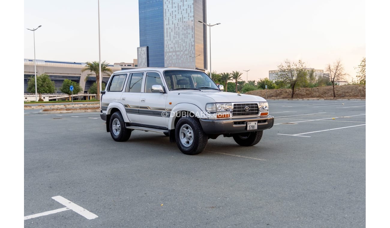 Toyota Land Cruiser VXR