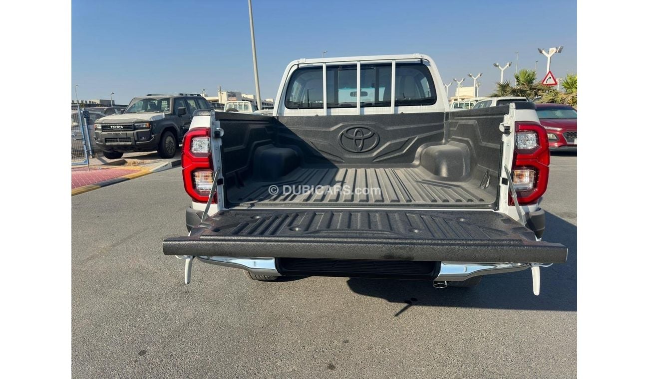 Toyota Hilux 2025 TOYOTA HILUX 2.7L A/T FULL OPTION WITH PUSH START, BLIND SPOT MONITOR AND WOODY INTERIOR