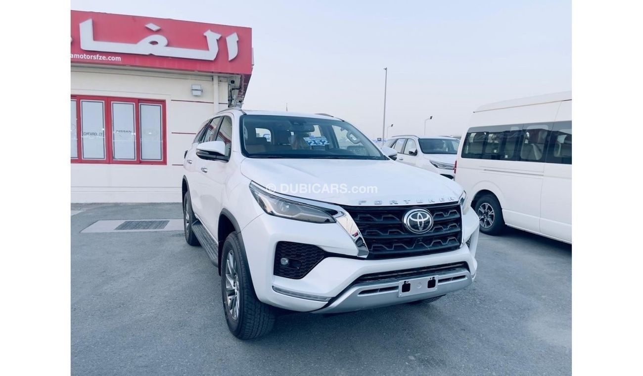 تويوتا فورتونر TOYOTA FORTUNER 2.8L DIESEL 4WD SR5 2024 MODEL (with radar and 360 degree cameras)