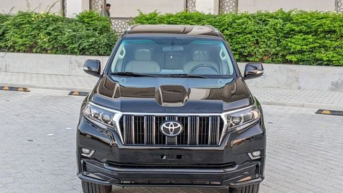 تويوتا برادو Toyota landcruise prado 2018 Model VXL petrol Transmission Automatic Interior Beige leather seats  7