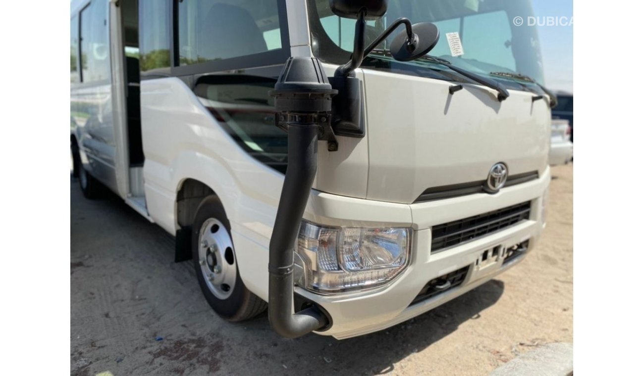 تويوتا كوستر TOYOTA COASTER 4.2L 30-SEATS DIESEL ( ASK FOR PRICE )