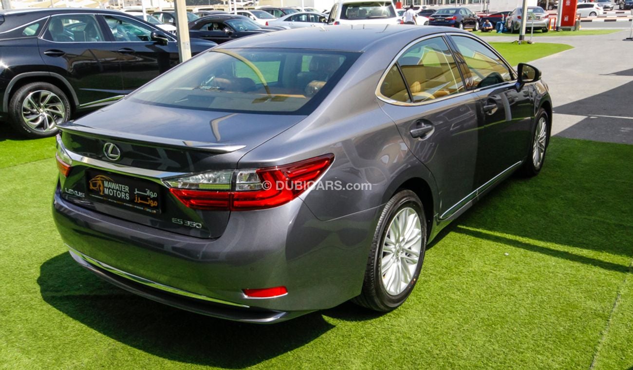 Lexus ES350