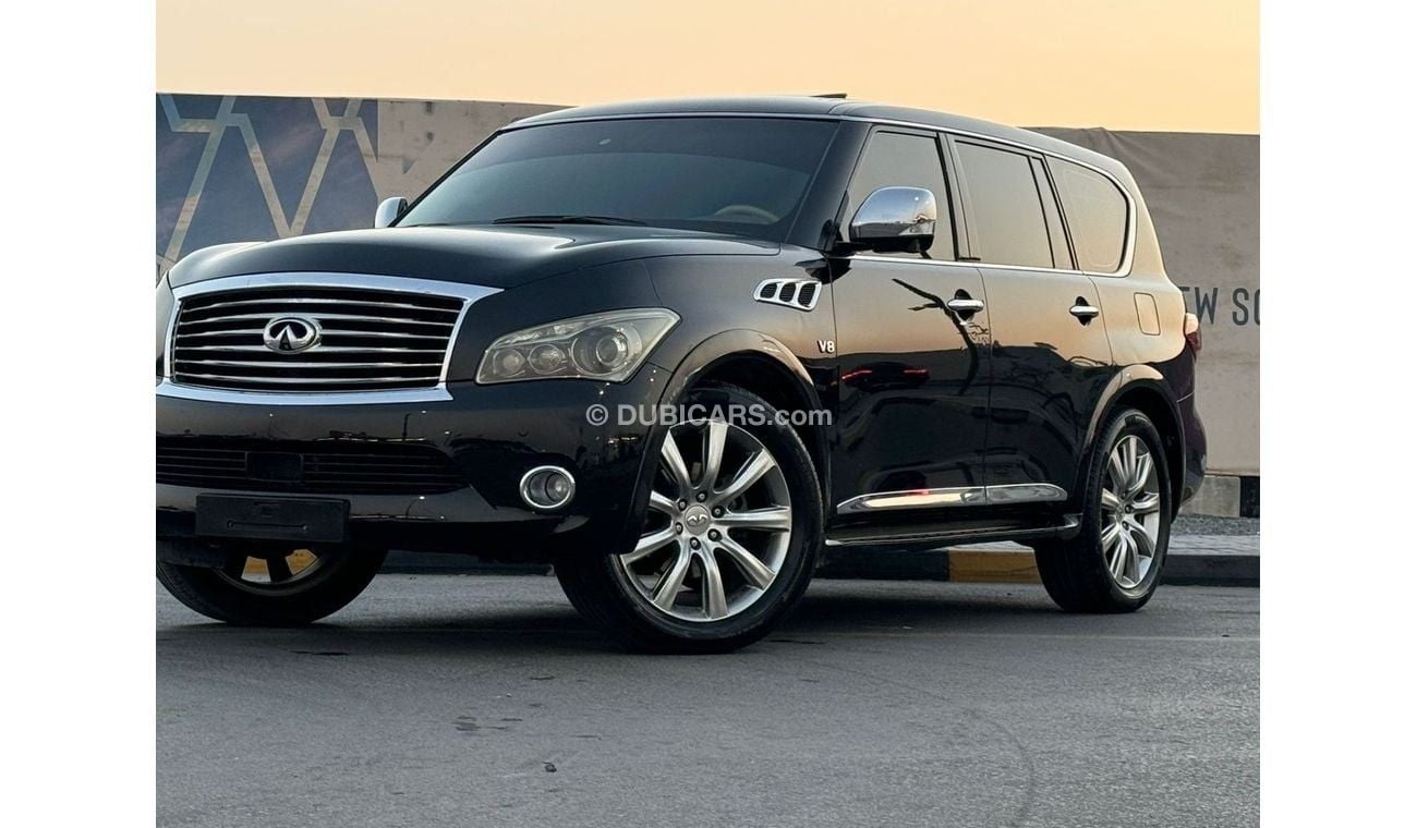 Infiniti QX56 Luxury 5.6L In excellent condition and requires no expenses