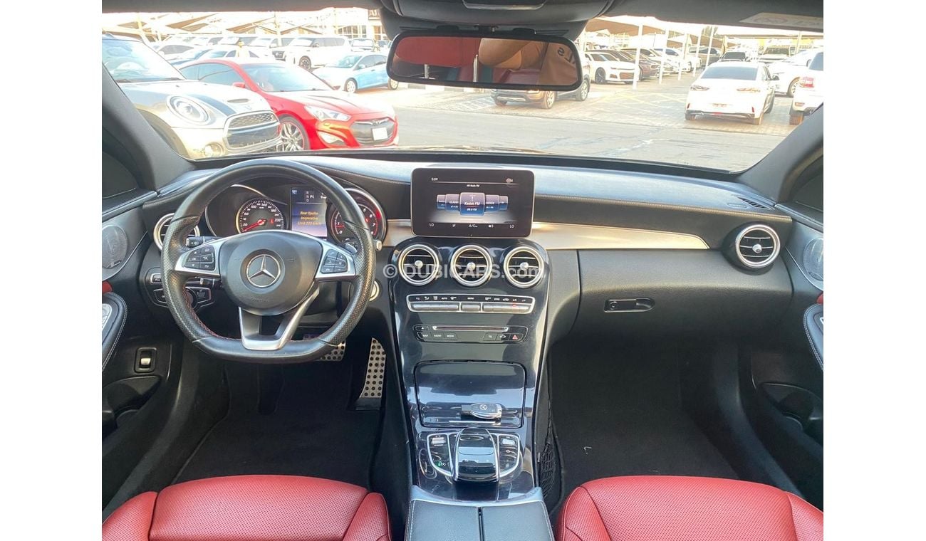 Mercedes-Benz C200 Mercedes C200 Gulf model 2016 in excellent condition, full specifications