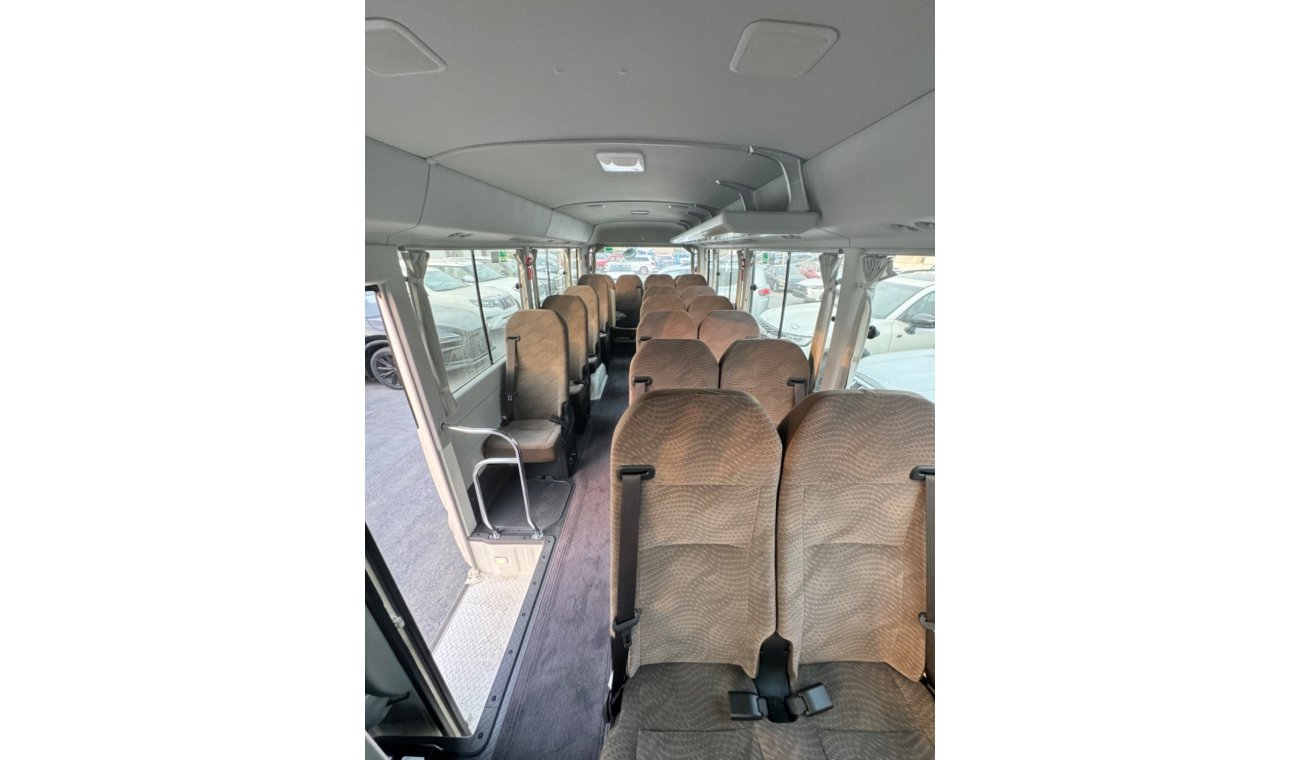 Toyota Coaster 4.0L, DIESEL, COOL BOX,LUGGAGE RACK,CURTAINS, 22 SEATS,MT 2024MY