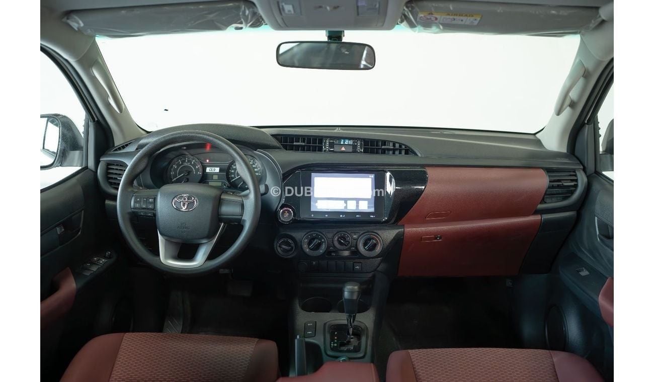 تويوتا هيلوكس TOYOTA HILUX 2.7 CC MANUAL GCC 4WD D/C