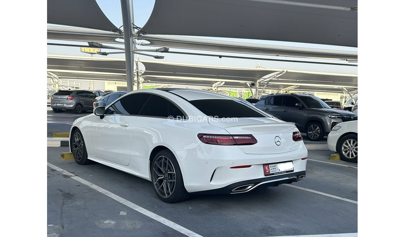 مرسيدس بنز E300 Premium 2.0L