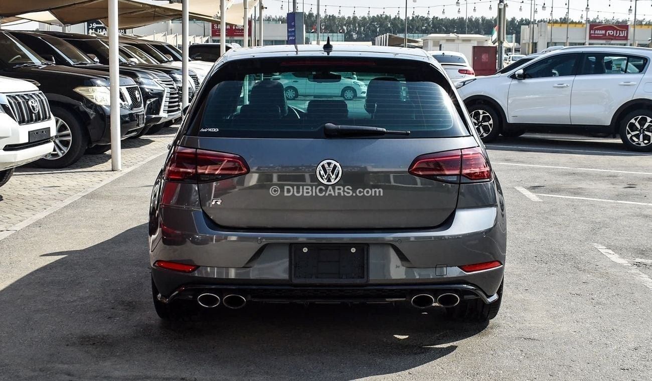 Volkswagen Golf R