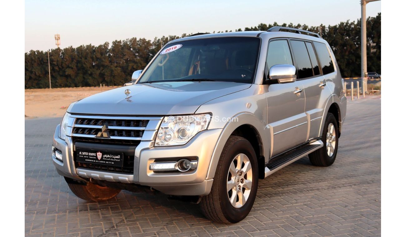 Mitsubishi Pajero GLS Mid 3.0L (177 HP)