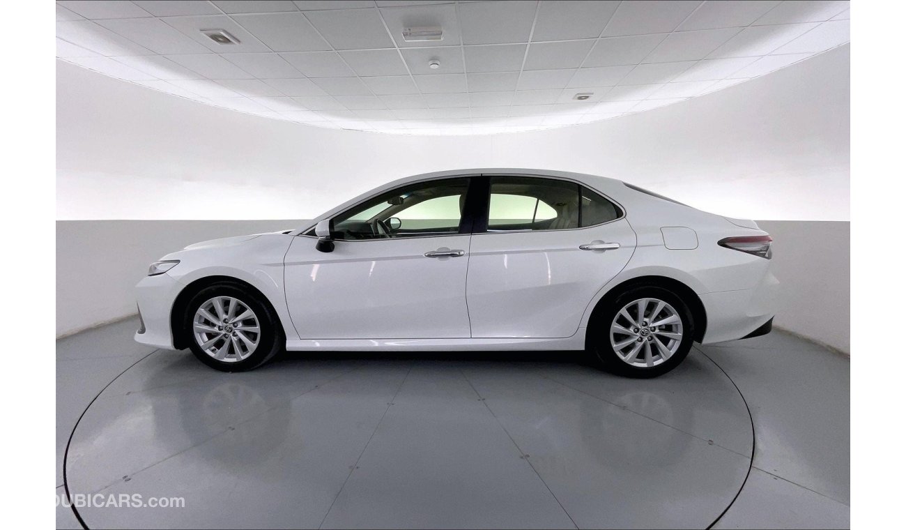 Toyota Camry SE | 1 year free warranty | 1.99% financing rate | Flood Free