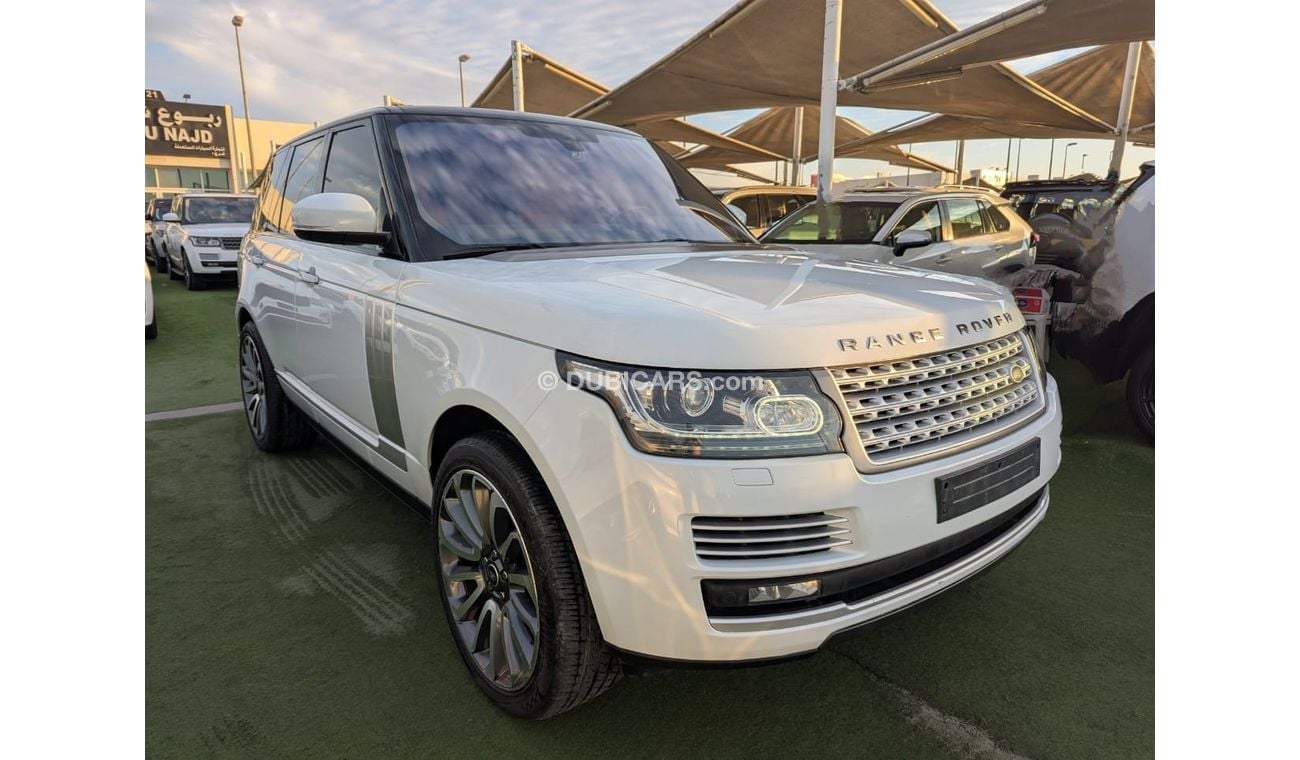 Land Rover Range Rover Supercharged 5.0L LAND ROVER RANGE ROVER 2016 VOGUE HSE SUPERCHARGER 8 CYLINDER GCC clean car withou