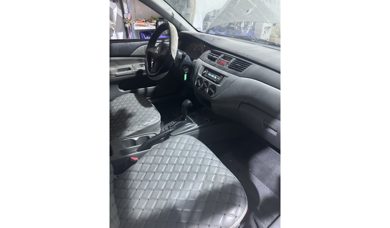 ميتسوبيشي لانسر Mitsubishi lancer good condition 2007