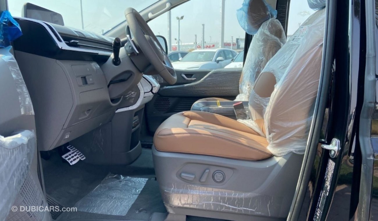 هيونداي ستاريا HYUNDAI STARIA  3.5L / 7 SEATER / ROYAL PLUS / 2023 MODEL