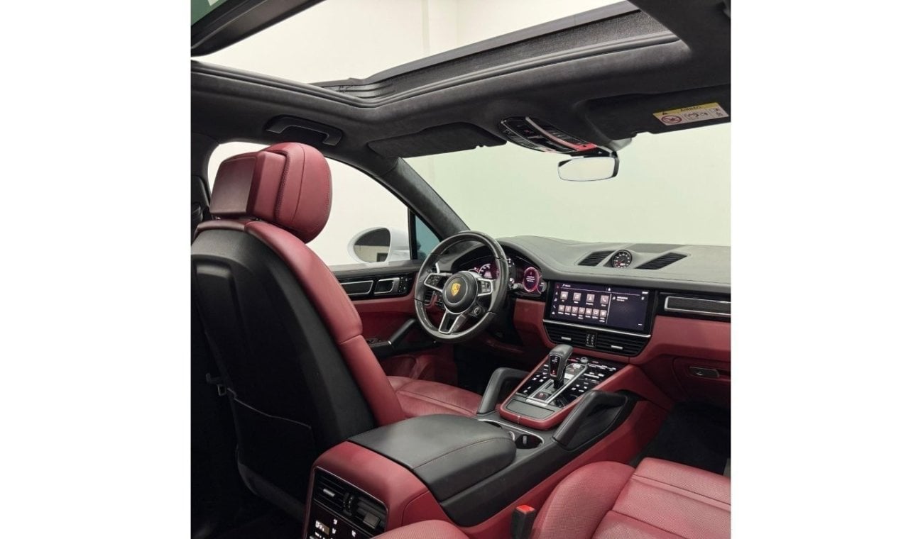 Porsche Cayenne 2022 Porsche Cayenne GTS, Full Porsche Service History, Very Low Kms, GCC