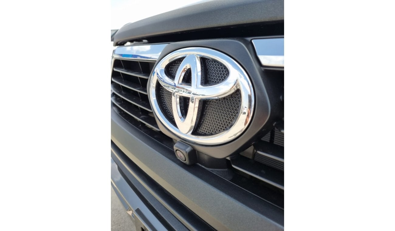 Toyota Hilux 4.0L PETROL A/T ADVENTURE FULL OPTION DOUBLE CABIN PICKUP