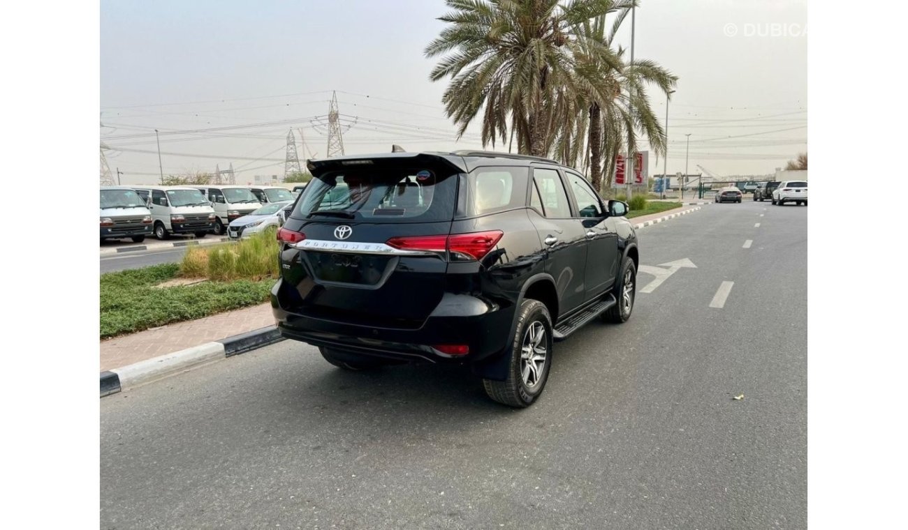 Toyota Fortuner EXR Toyota fortuner 2019 petrol left hand drive very good condition