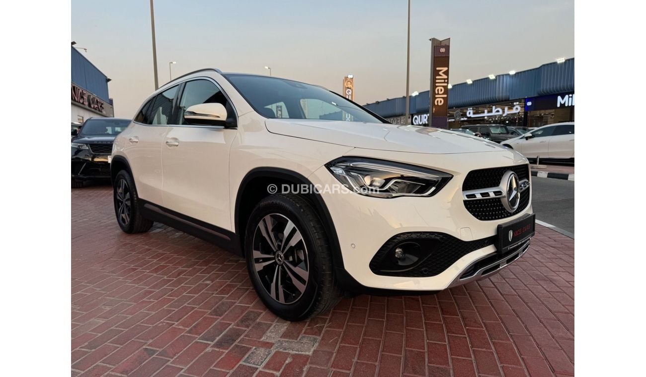 Mercedes-Benz GLA 200 Premium Clean title