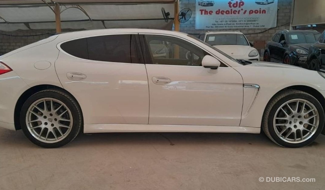 بورش باناميرا ٤ أس PORSCHE PANAMERA 4S 4.8L 2010, SPORTS CHRONO PACKAGE, SPECIAL BLUE INTERIOR, AND MORE..