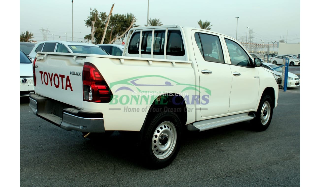 تويوتا هيلوكس Toyota Hilux 2.7L Petrol Automatic Transmission LHD Model Year 2024