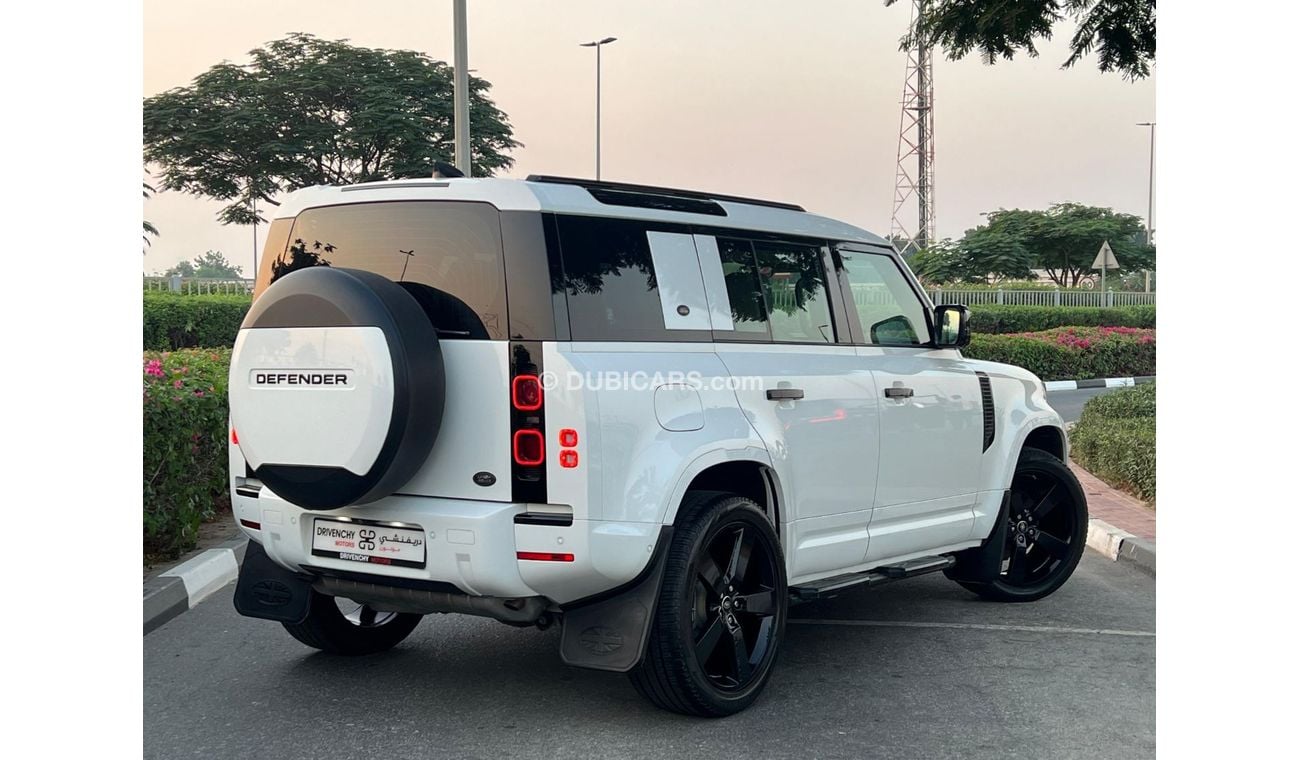 Land Rover Defender P300 110 S