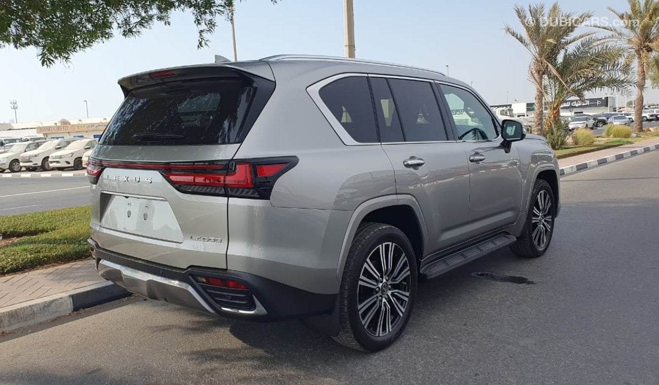 Lexus LX600 English