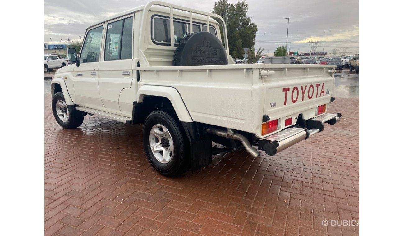 Toyota Land Cruiser Pick Up DOUBLE CABIN 4.5L V8 FULL OPTIONS FOR EXPORT