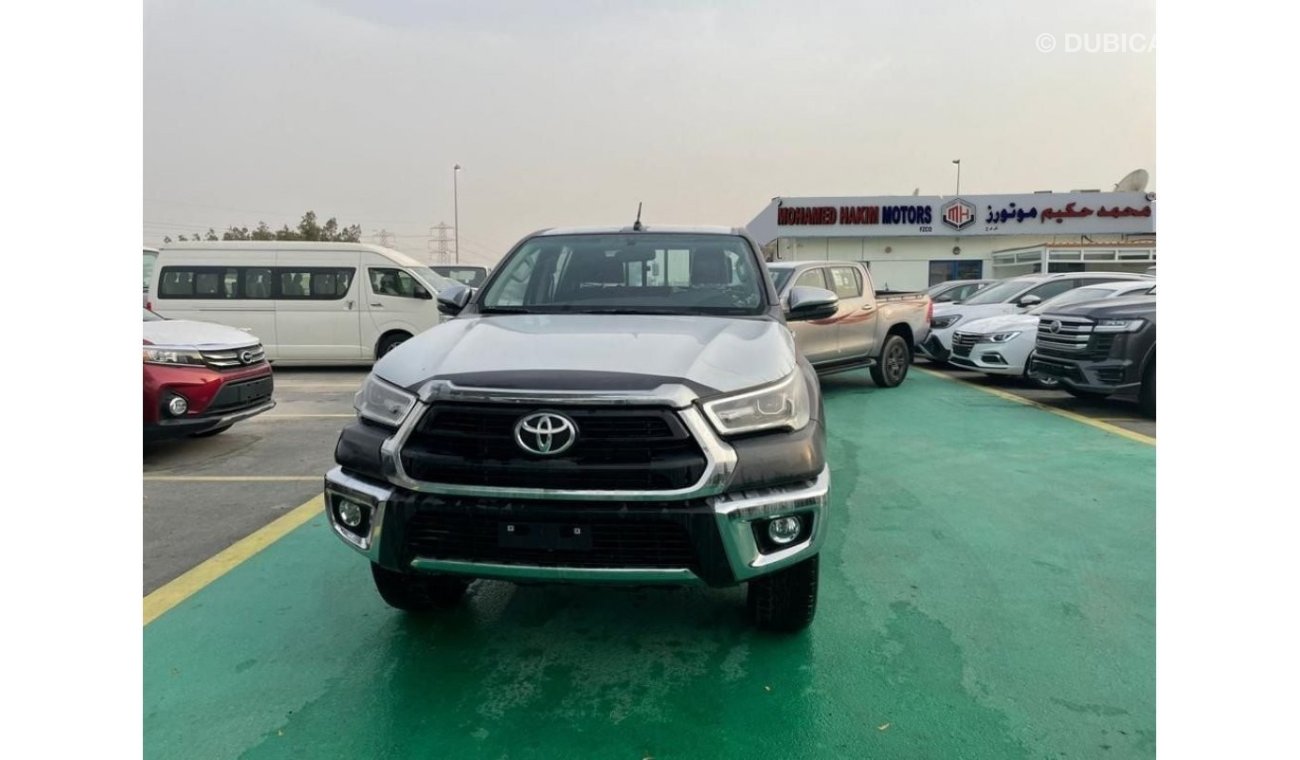 Toyota Hilux 2700CC SR5 MANUAL , PETROL , CAMERA , MANUAL AC  4WD