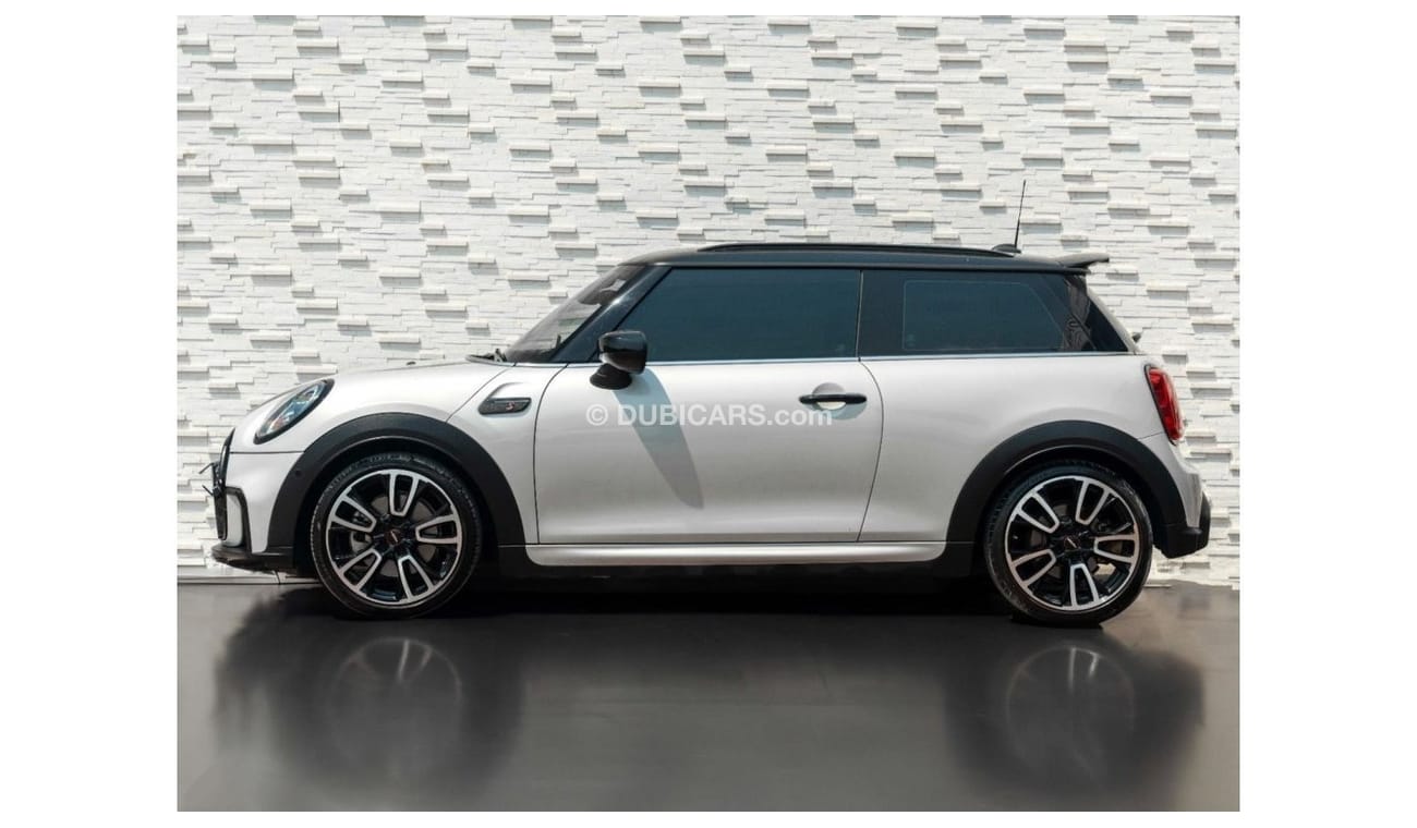 Mini Cooper S AED 1,730 PM • COOPER S JCW • LOW KMS • OFFICIAL MINI WARRANTY + SERVICE PLAN UNTIL 2026 / 100K KMS