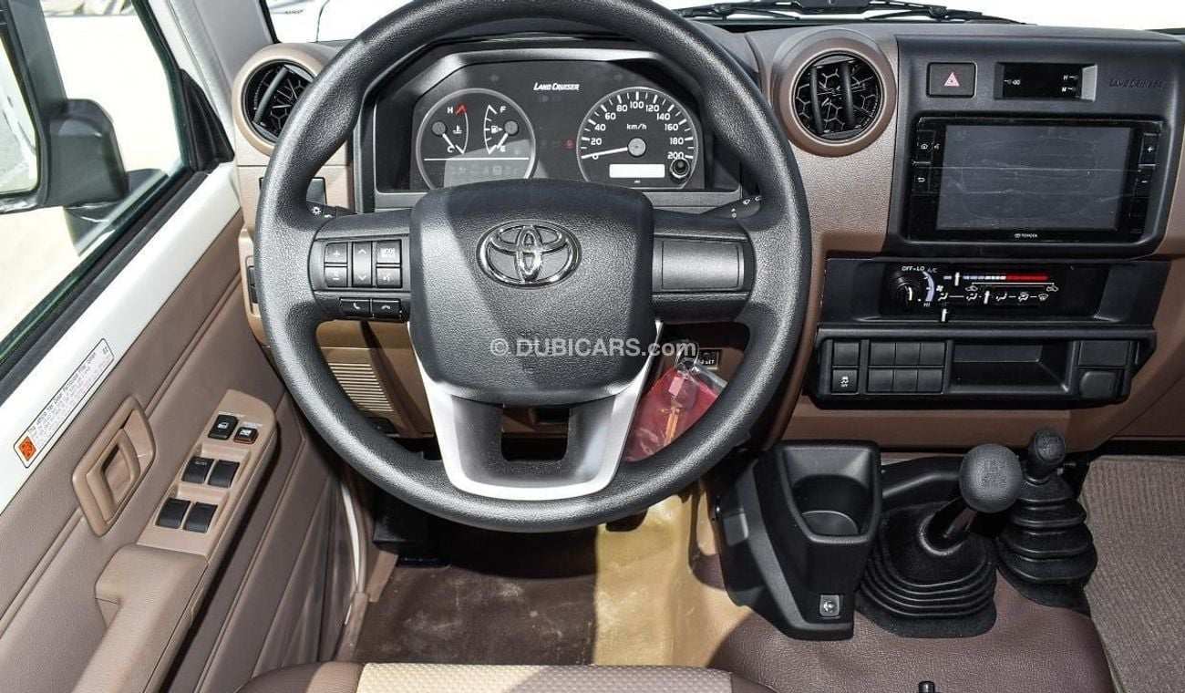 تويوتا لاند كروزر بيك آب 2024 TOYOTA LAND CRUISER PICK UP D/CAB 4.5L V8 MANUAL TRANSMISSION