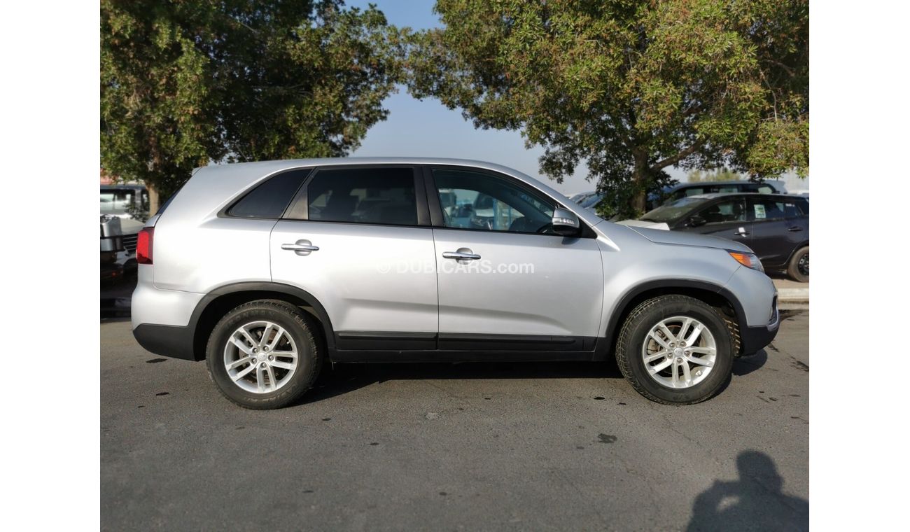 Kia Sorento LX / MID OPT / LOT#82199