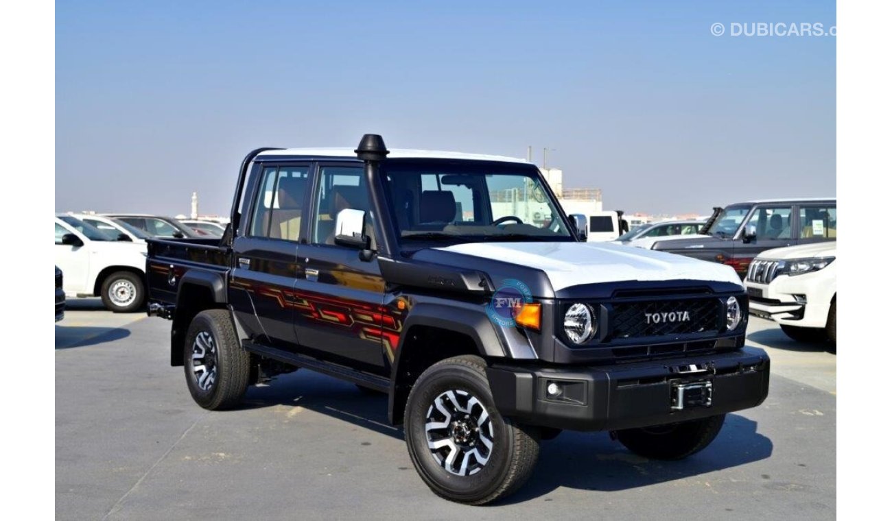 تويوتا لاند كروزر بيك آب 79 Double Cab 2.8L Diesel Automatic (Full Option)