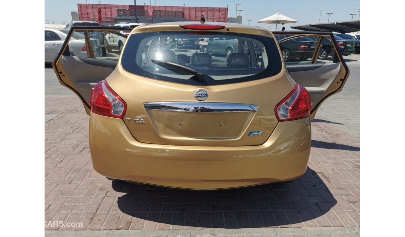 Nissan Tiida excellent condition and requires no expenses