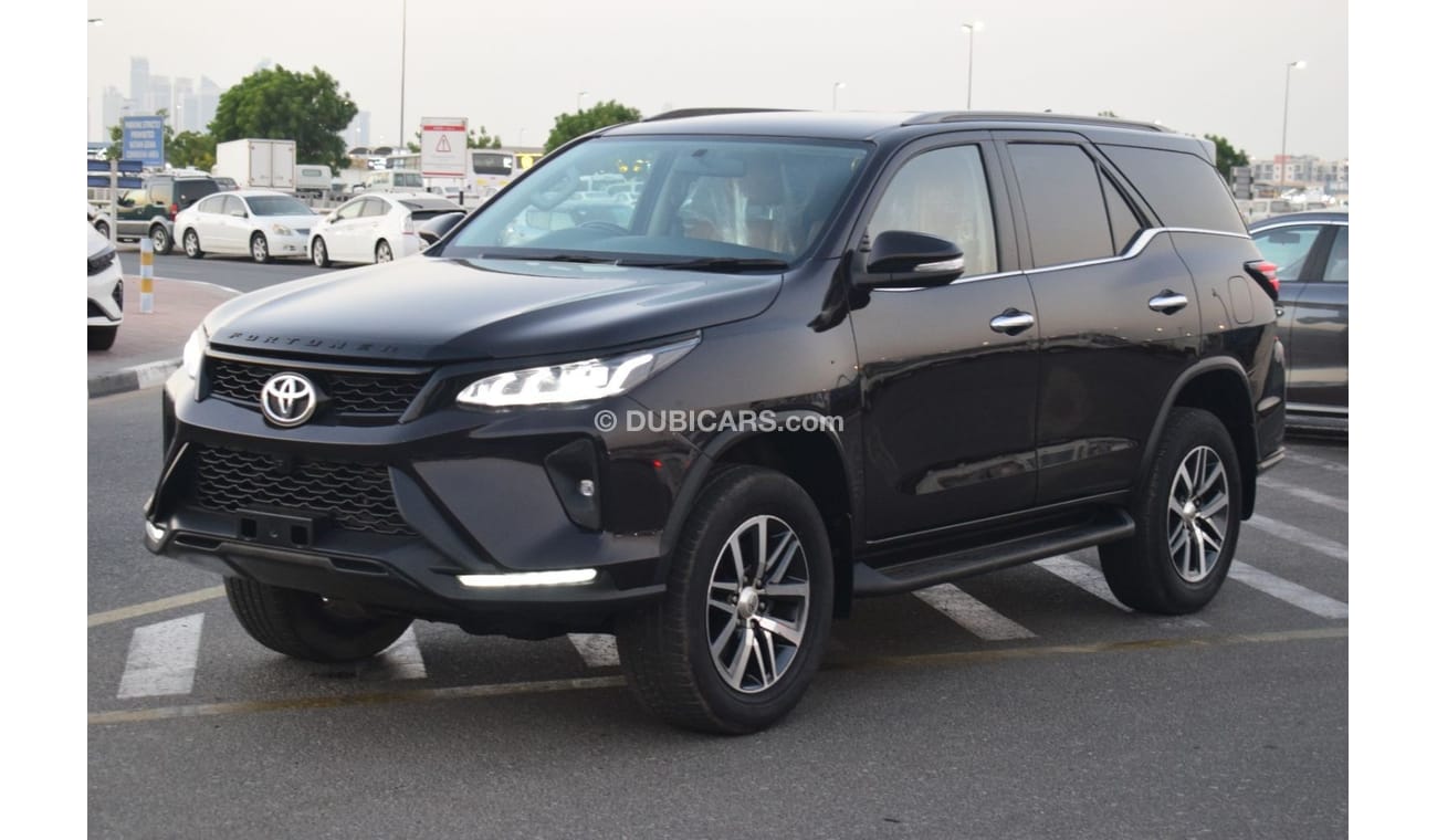 تويوتا فورتونر 2015 TOYOTA FORTUNER CRUSADE METALLIC BROWN