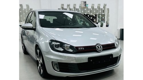 فولكس واجن جولف GCC .. FSH .. Full Options .. Perfect Condition .. GTI .