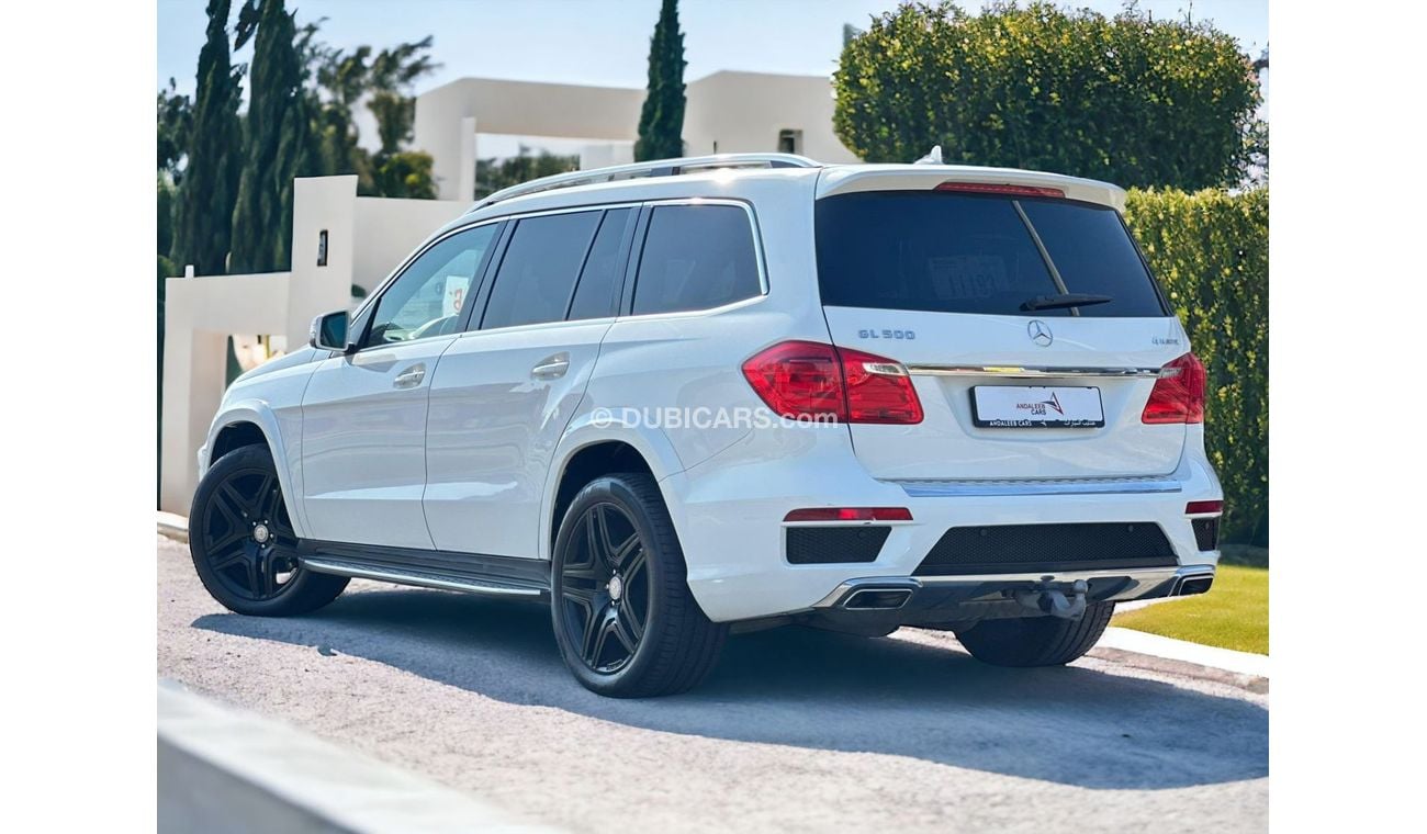 Mercedes-Benz GL 500 Std 4.7L AED 1,870 PM | MERCEDES BENZ | GL500 4.7L V8 | GCC |2015 | 0% DOWNPAYMENT