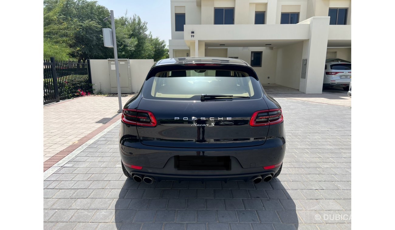 بورش ماكان أس like new Macan S V6 GCC